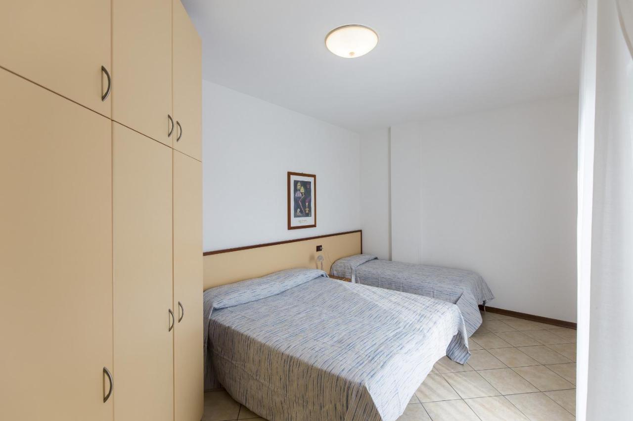 카오를레 Robinia/Pinetine Lido Altanea 아파트 외부 사진